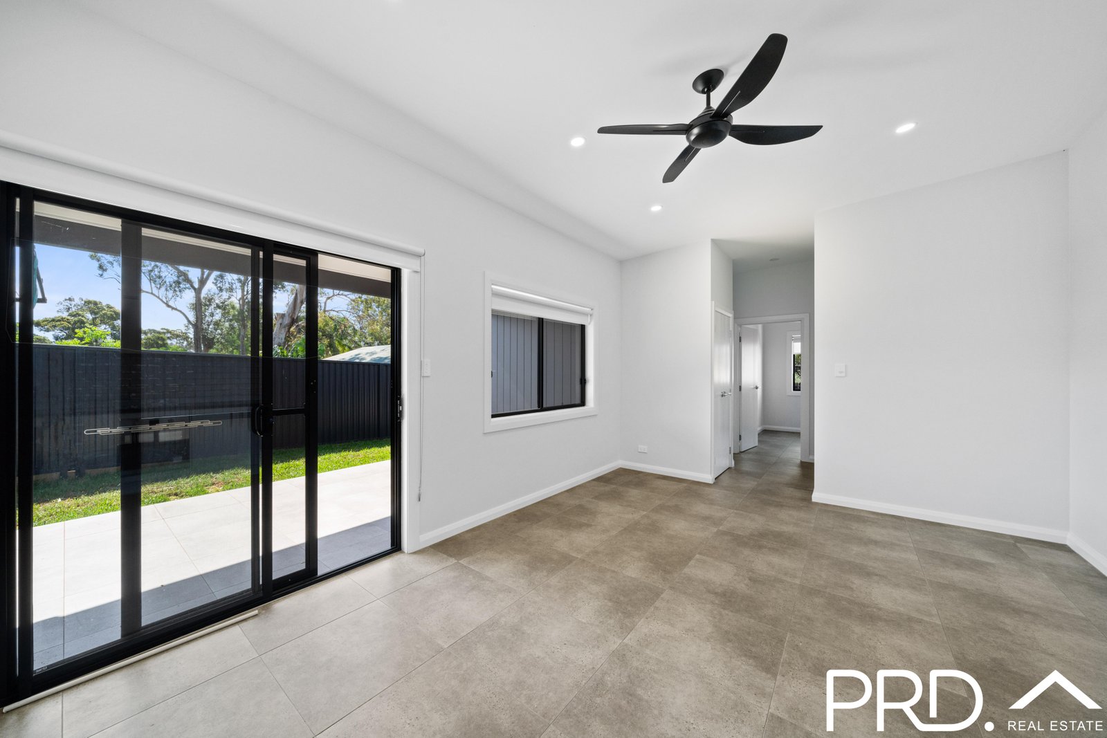 1/56 Lucas Road EAST HILLS 2