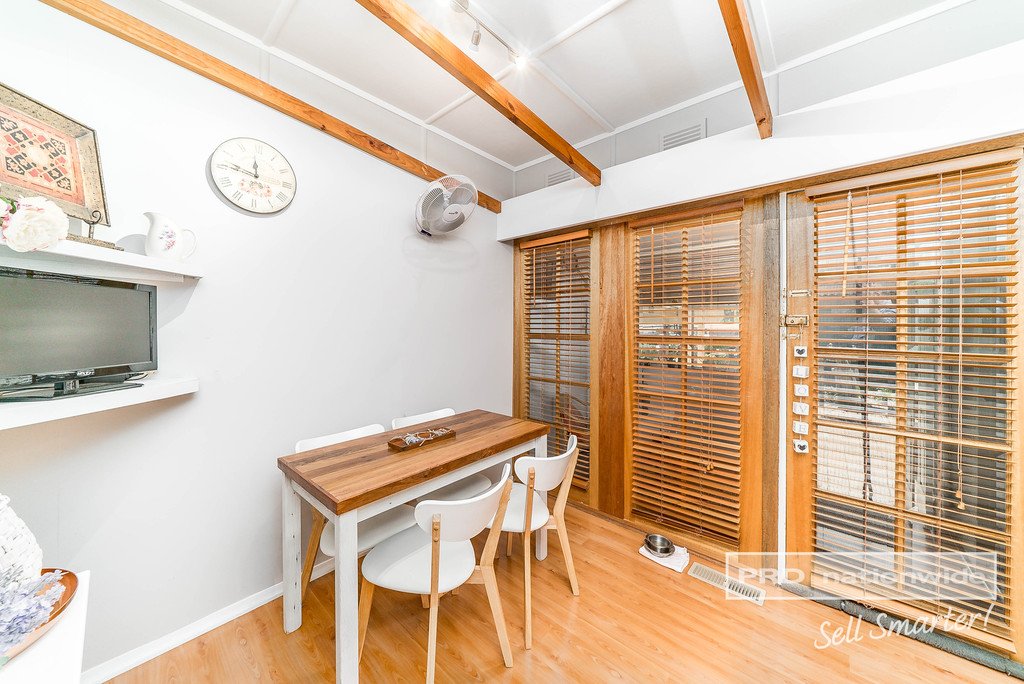 156 Macleay Street MOUNT AUSTIN 7