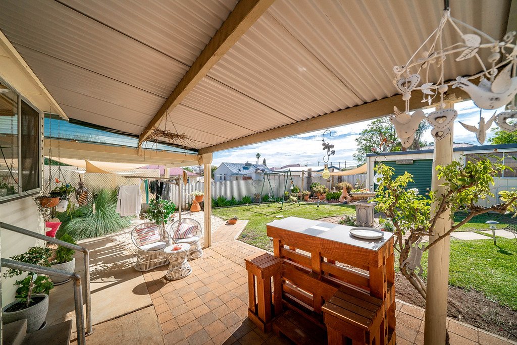 156 Macleay Street MOUNT AUSTIN 10