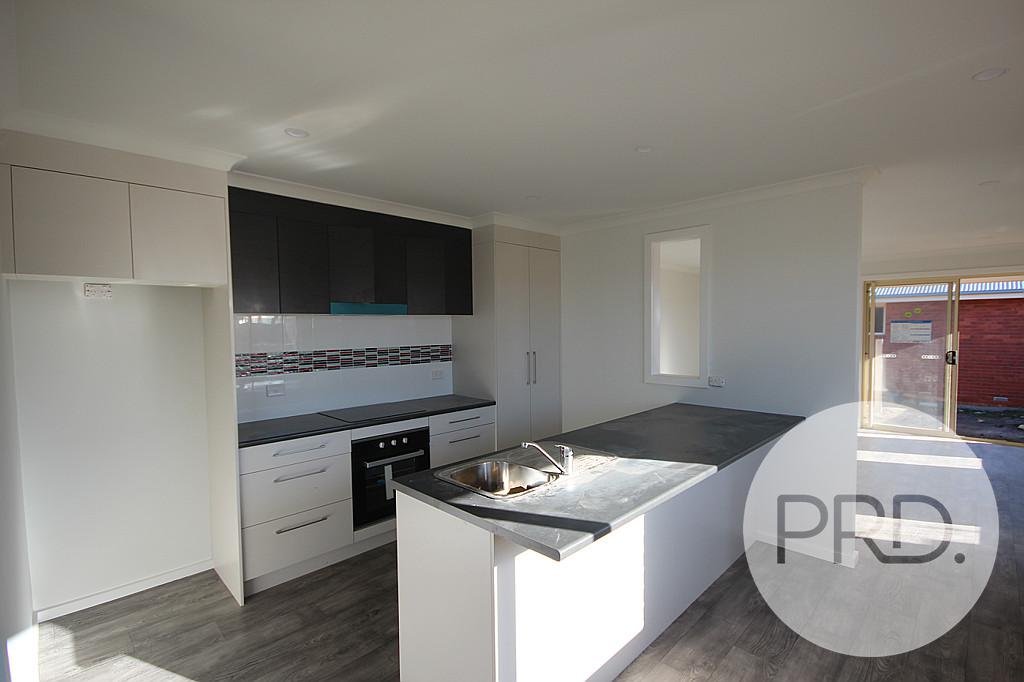 1/56 Menin Drive BRIGHTON 1