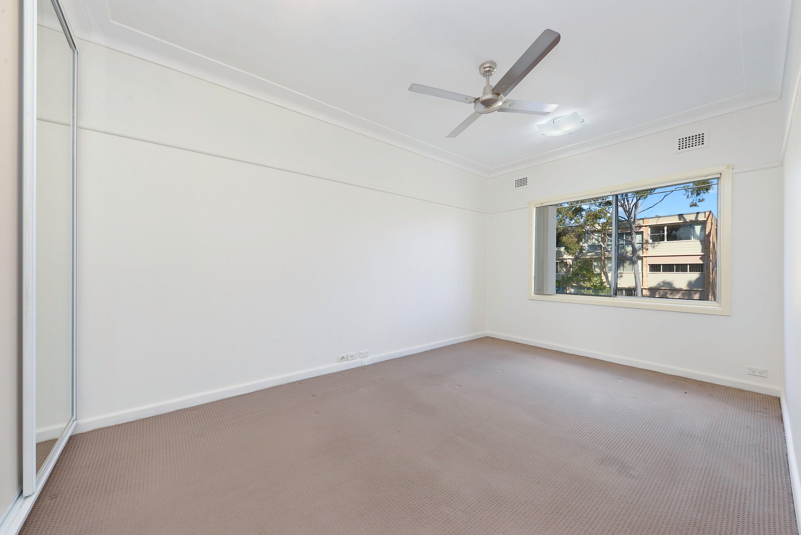 1/56 Moverly Road MAROUBRA 3