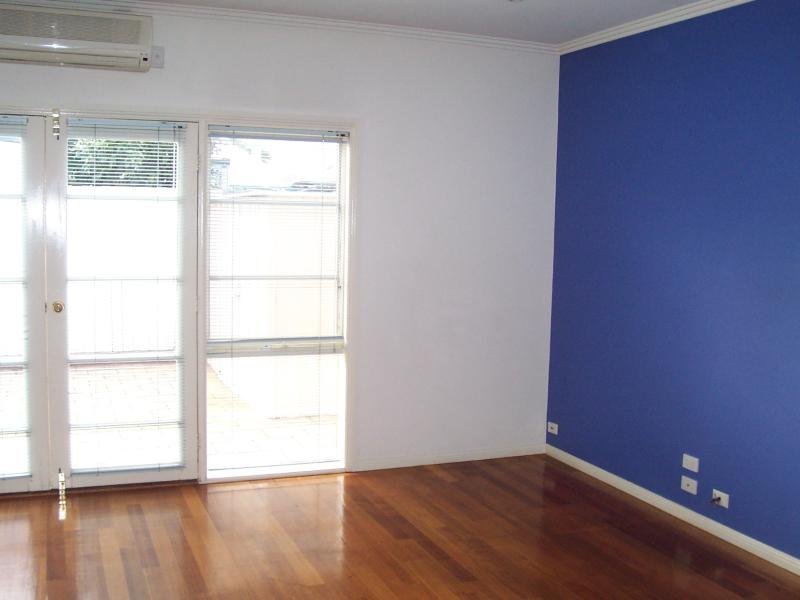 Gallery: 1/56 Newcastle Street