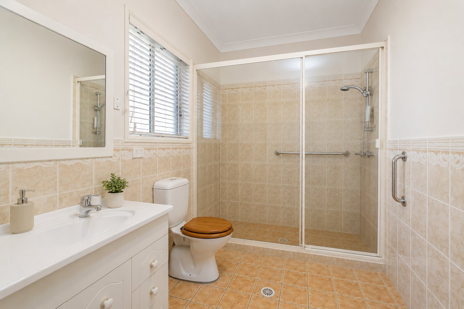 156 Spinnaker Way CORLETTE 9