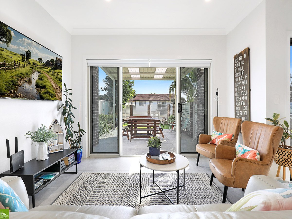 1/56 Thomas Street LAKE ILLAWARRA 9