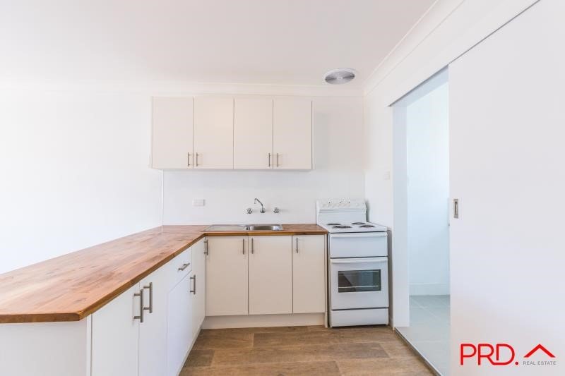 1/56 Vera Street SOUTH TAMWORTH 2