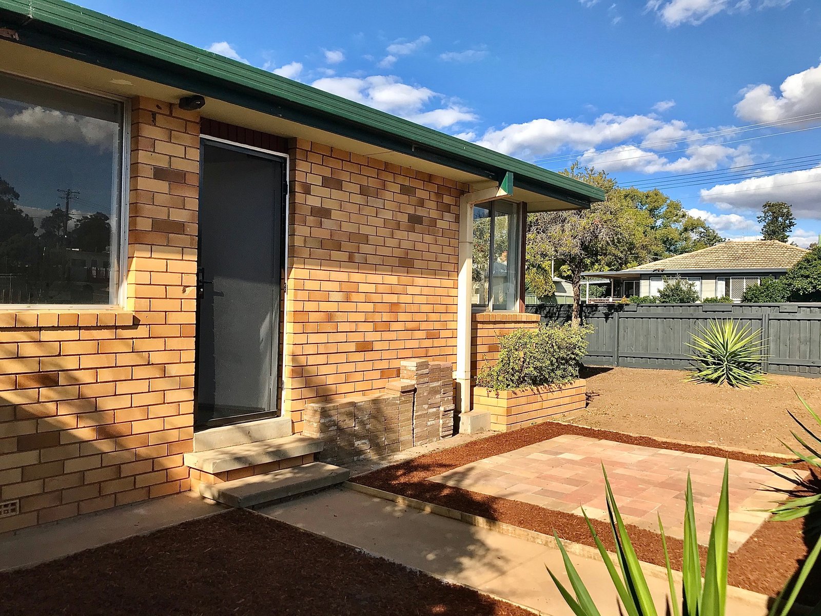 1/56 Vera Street SOUTH TAMWORTH 1