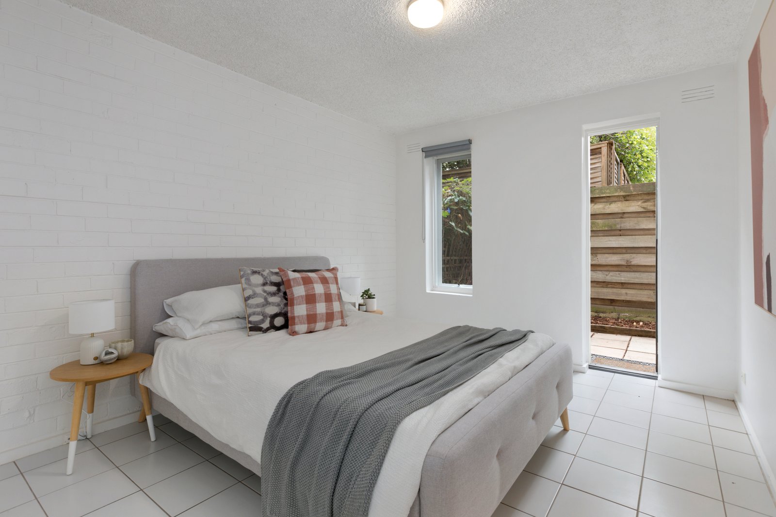 Gallery: 15/60 Beach Road