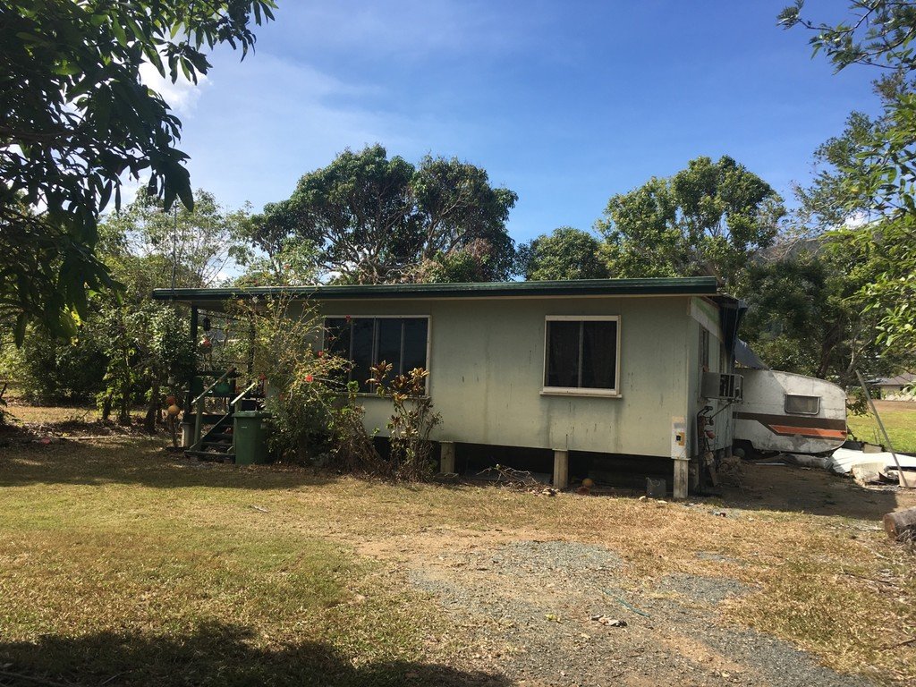 1566 Shute Harbour Road CANNON VALLEY 1