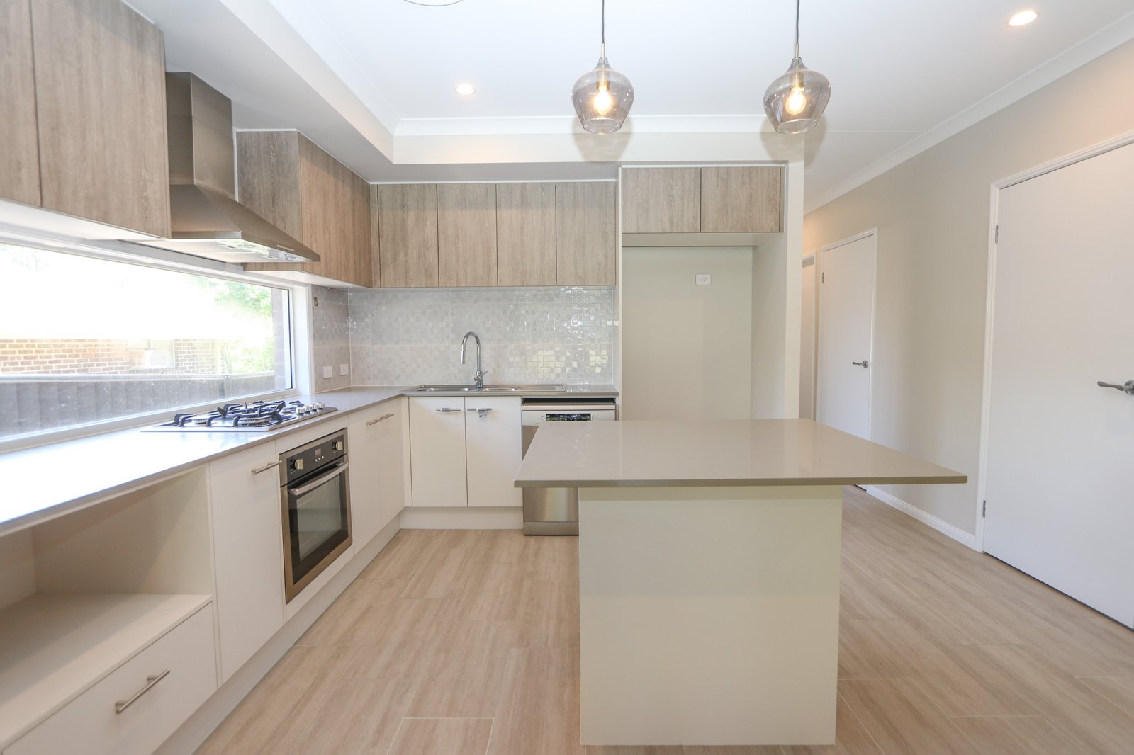 156a Heeb Street BENOWA 3