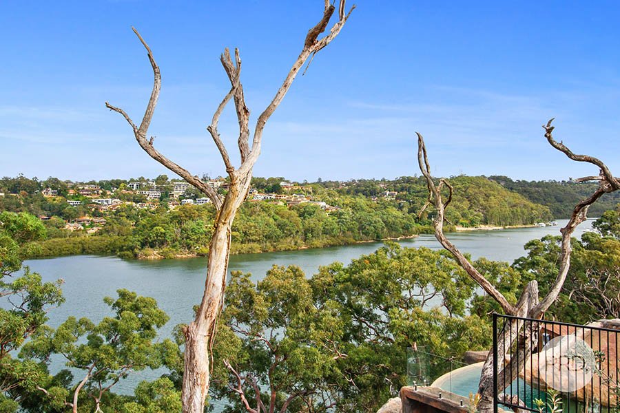 1/57-59 Woodlands Avenue LUGARNO 3