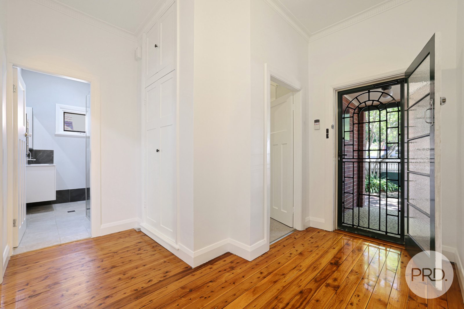 157 Brisbane Street TAMWORTH 7