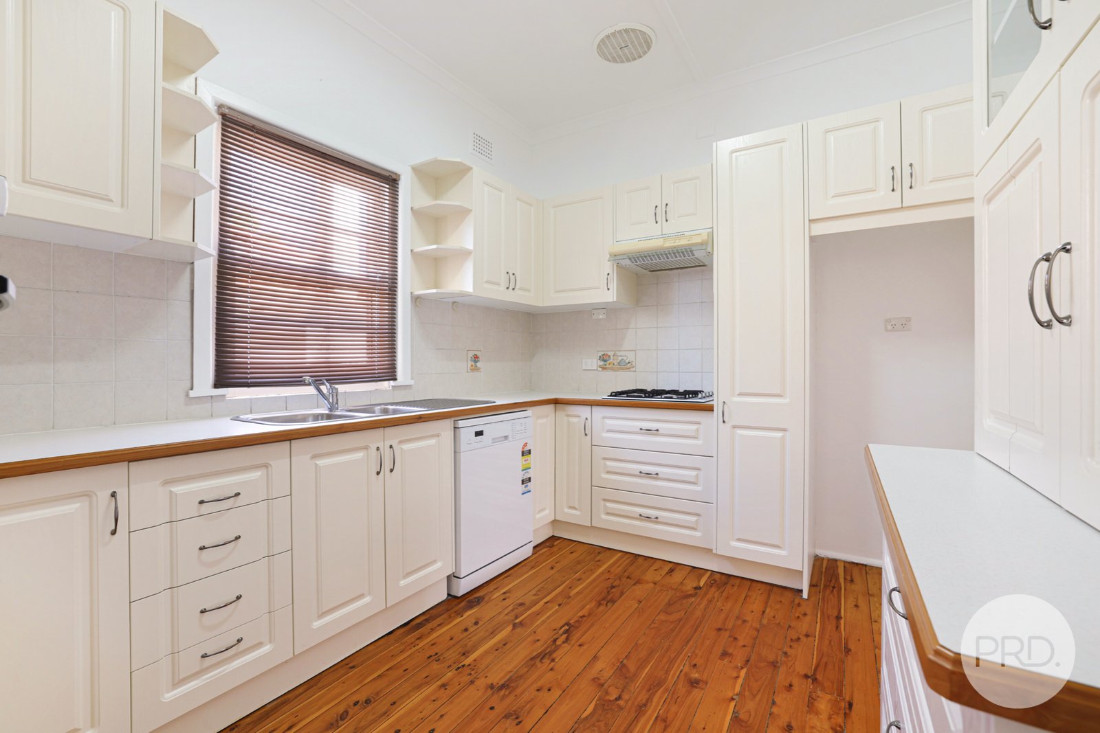 157 Brisbane Street TAMWORTH 19