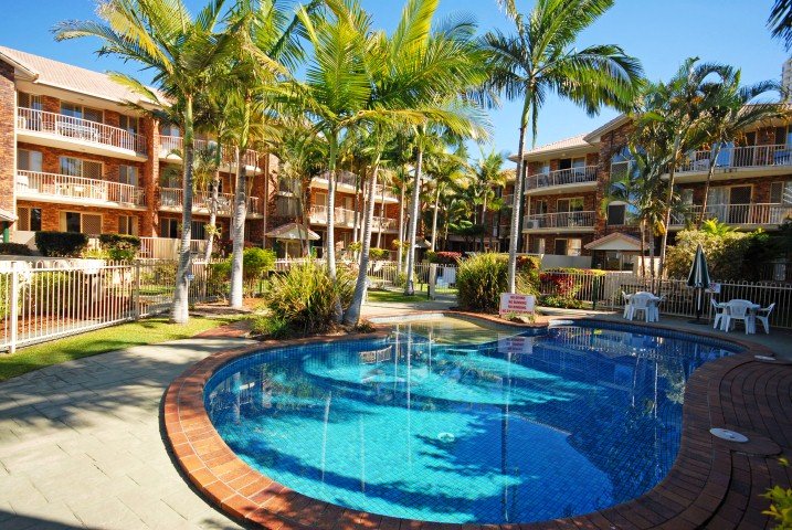 15/7 First Avenue BURLEIGH HEADS 1