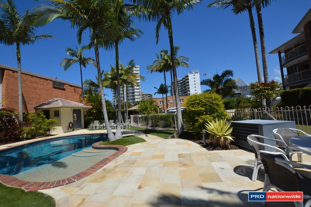 15/7 First Avenue BURLEIGH HEADS 12
