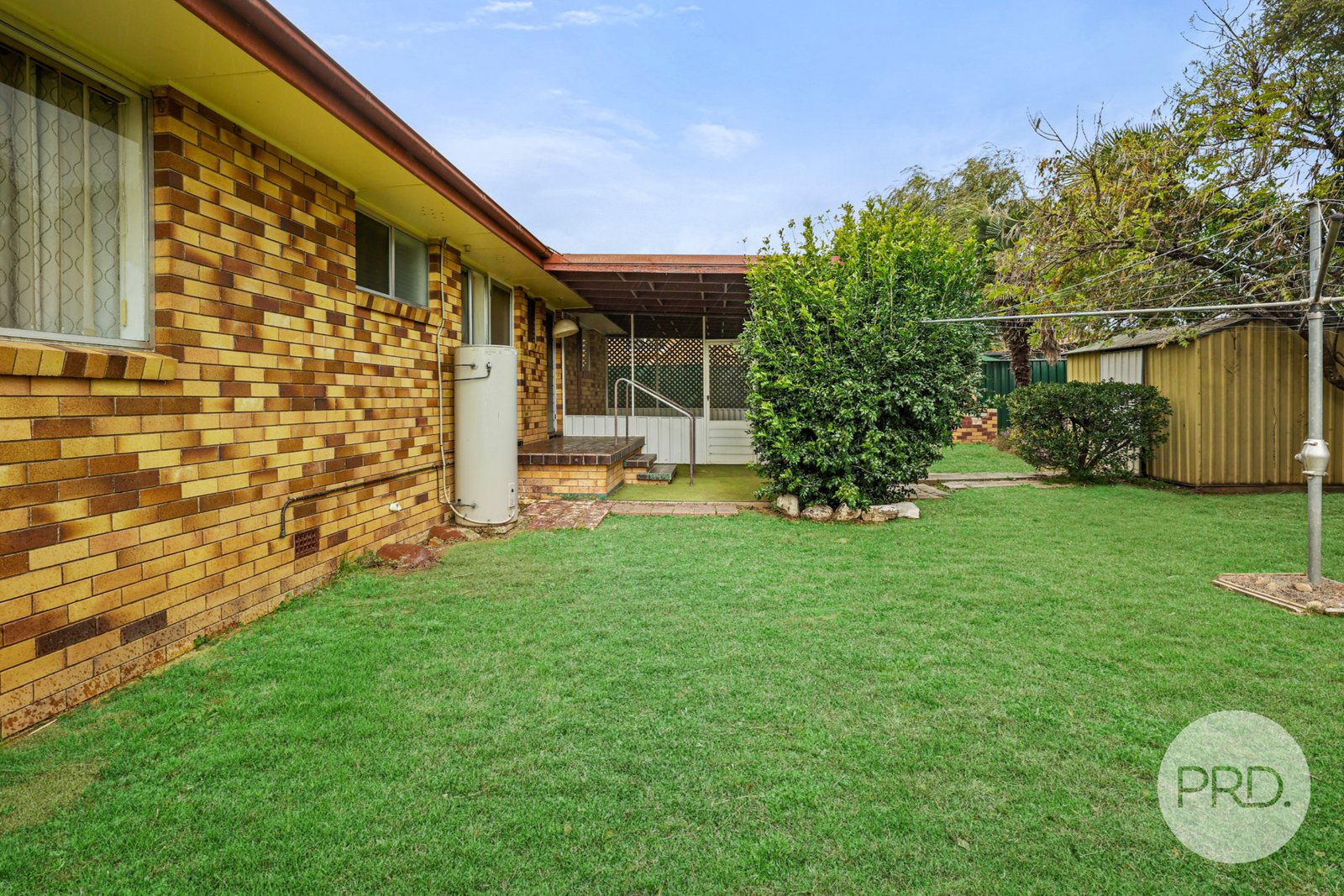 157 Hillvue Road TAMWORTH 17
