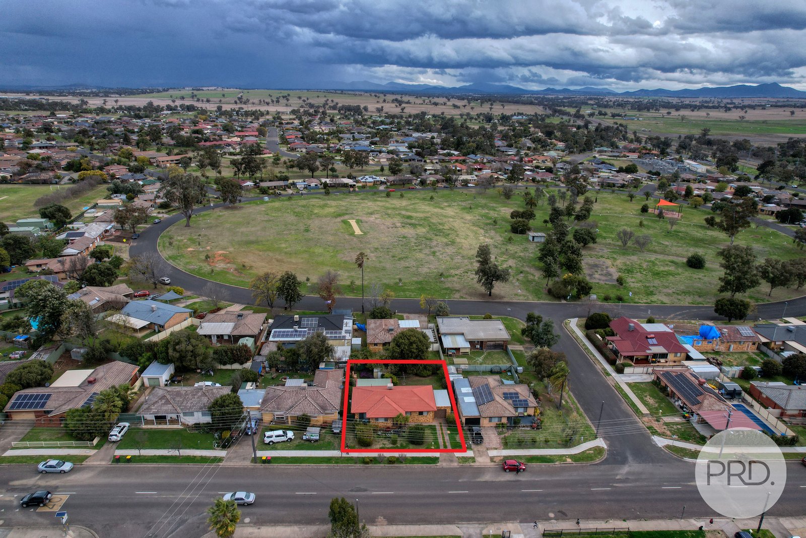 157 Hillvue Road TAMWORTH 21