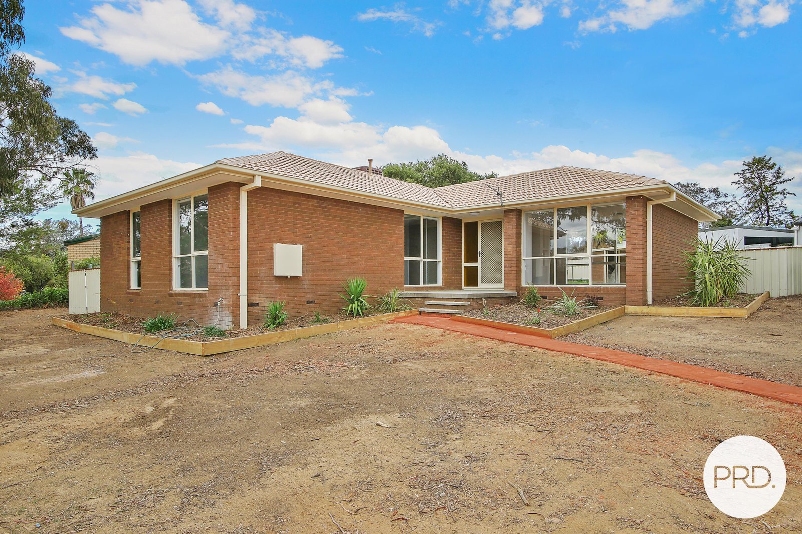 157 Hotham Circuit THURGOONA 1