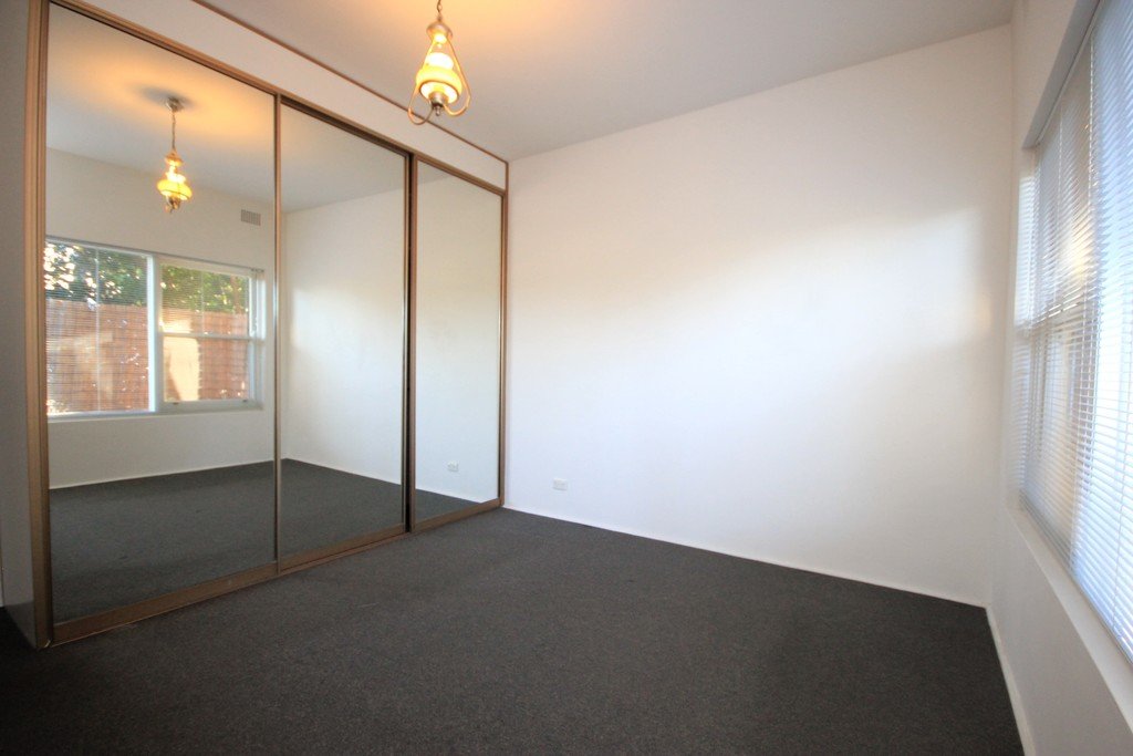 157 Ramsgate Road RAMSGATE 4