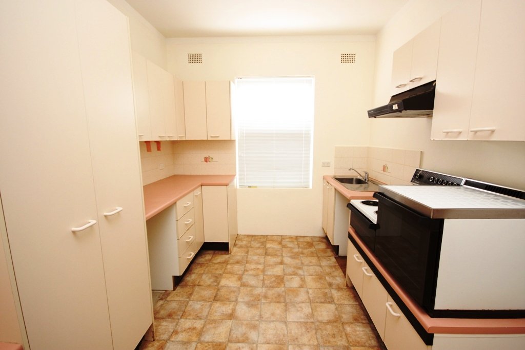 157 Russell Avenue DOLLS POINT 4