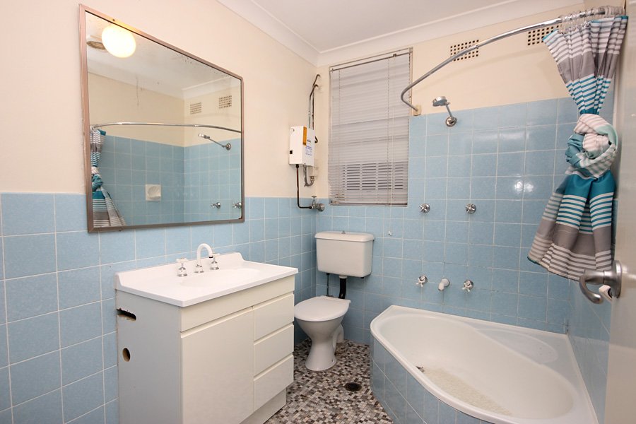 157 Russell Avenue DOLLS POINT 6