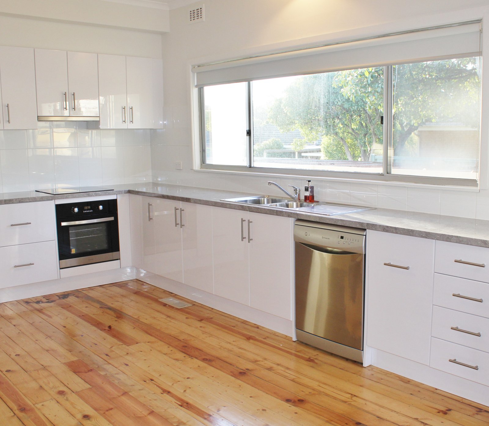 Gallery: 157 Station Street