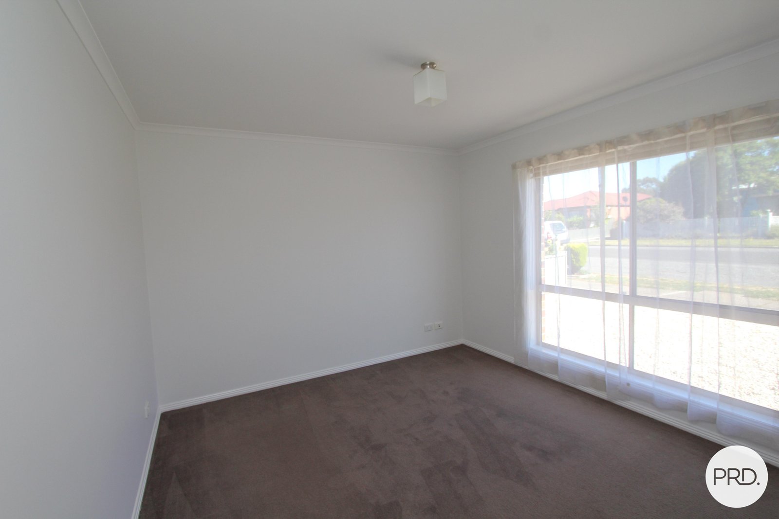 157 Walker Street SEBASTOPOL 4