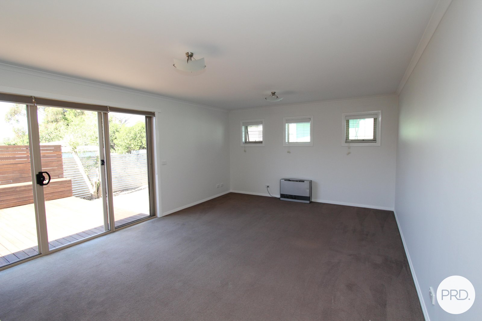 157 Walker Street SEBASTOPOL 11