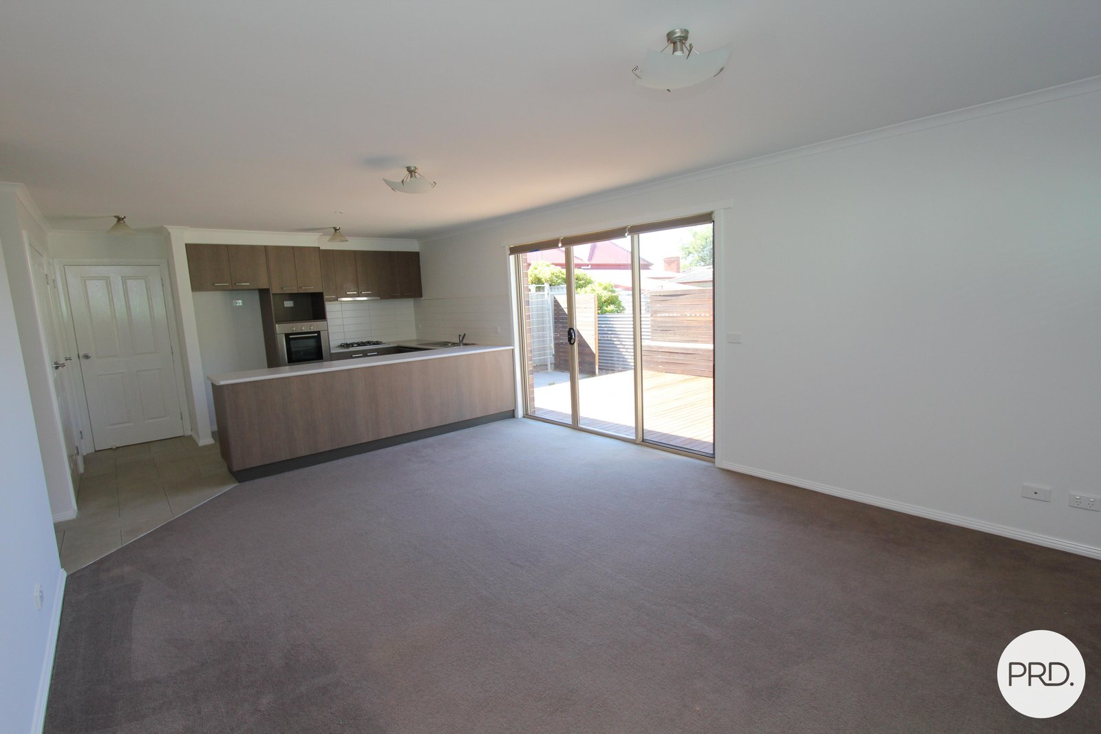 157 Walker Street SEBASTOPOL 12