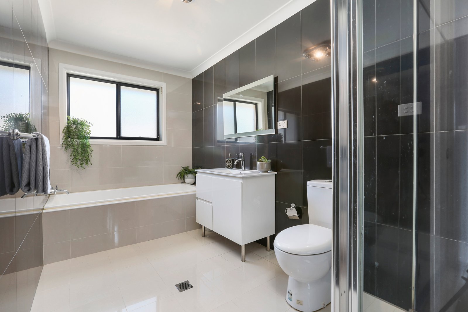 157 Wyndarra Way KOONAWARRA 3