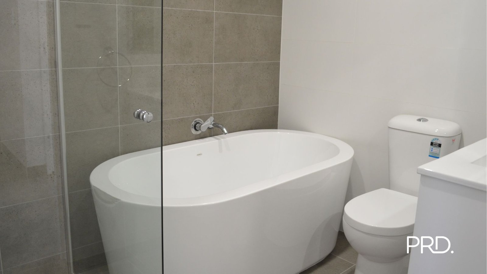 15/71 Deerubbin Dr  Glenmore Park 8