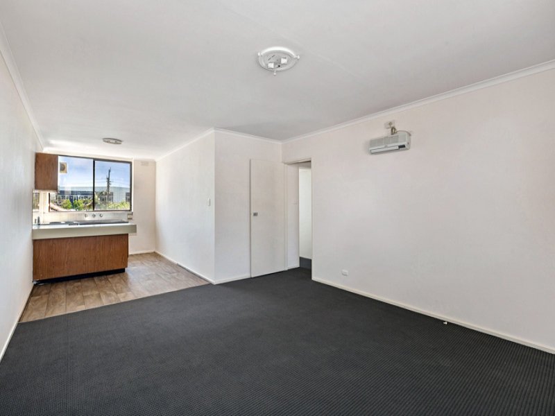 Gallery: 15/745 Barkly Street