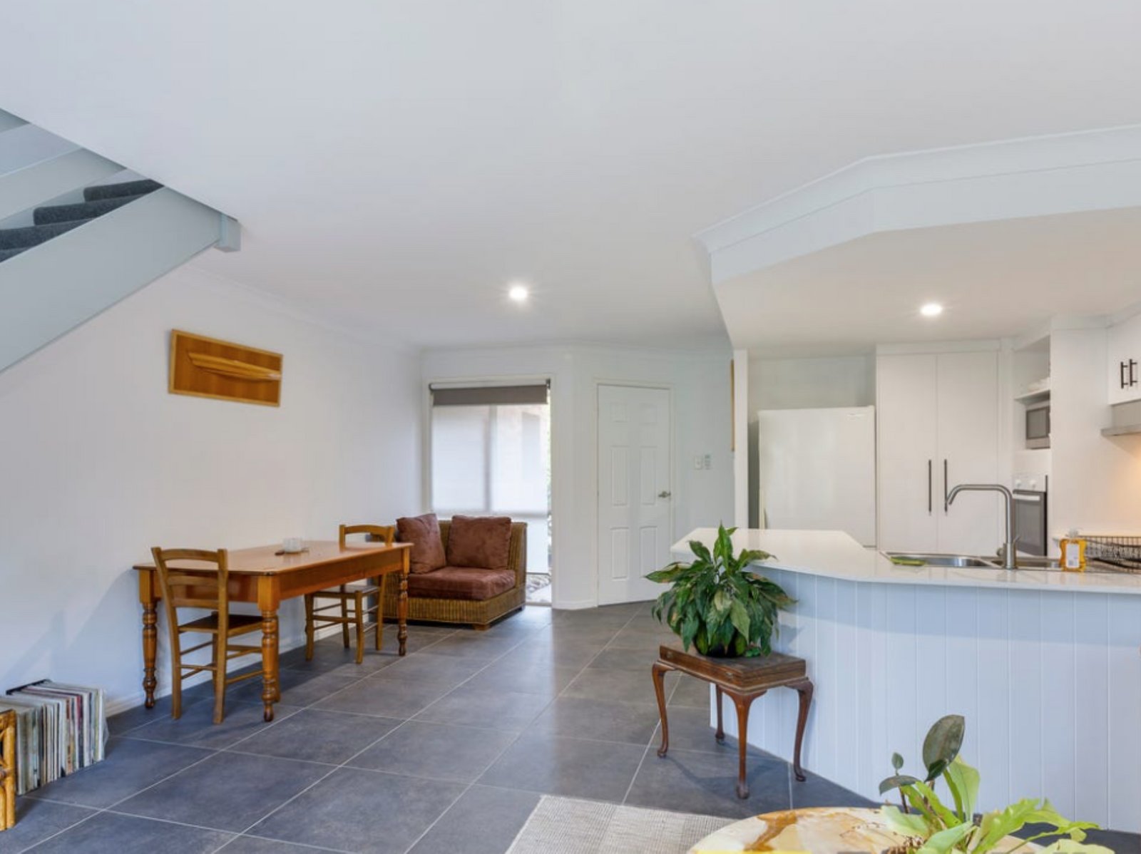 15/75 Brown Street LABRADOR 4