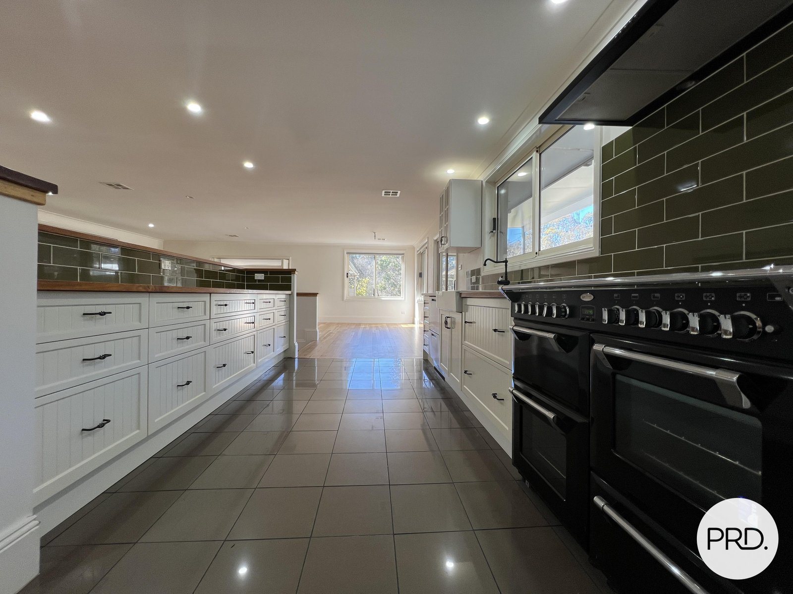 1576 Sutton Road SUTTON 4