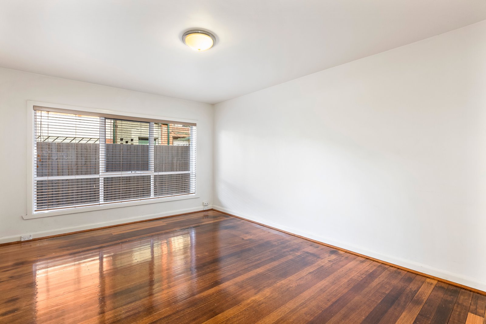 Gallery: 1/58 Barkly Street