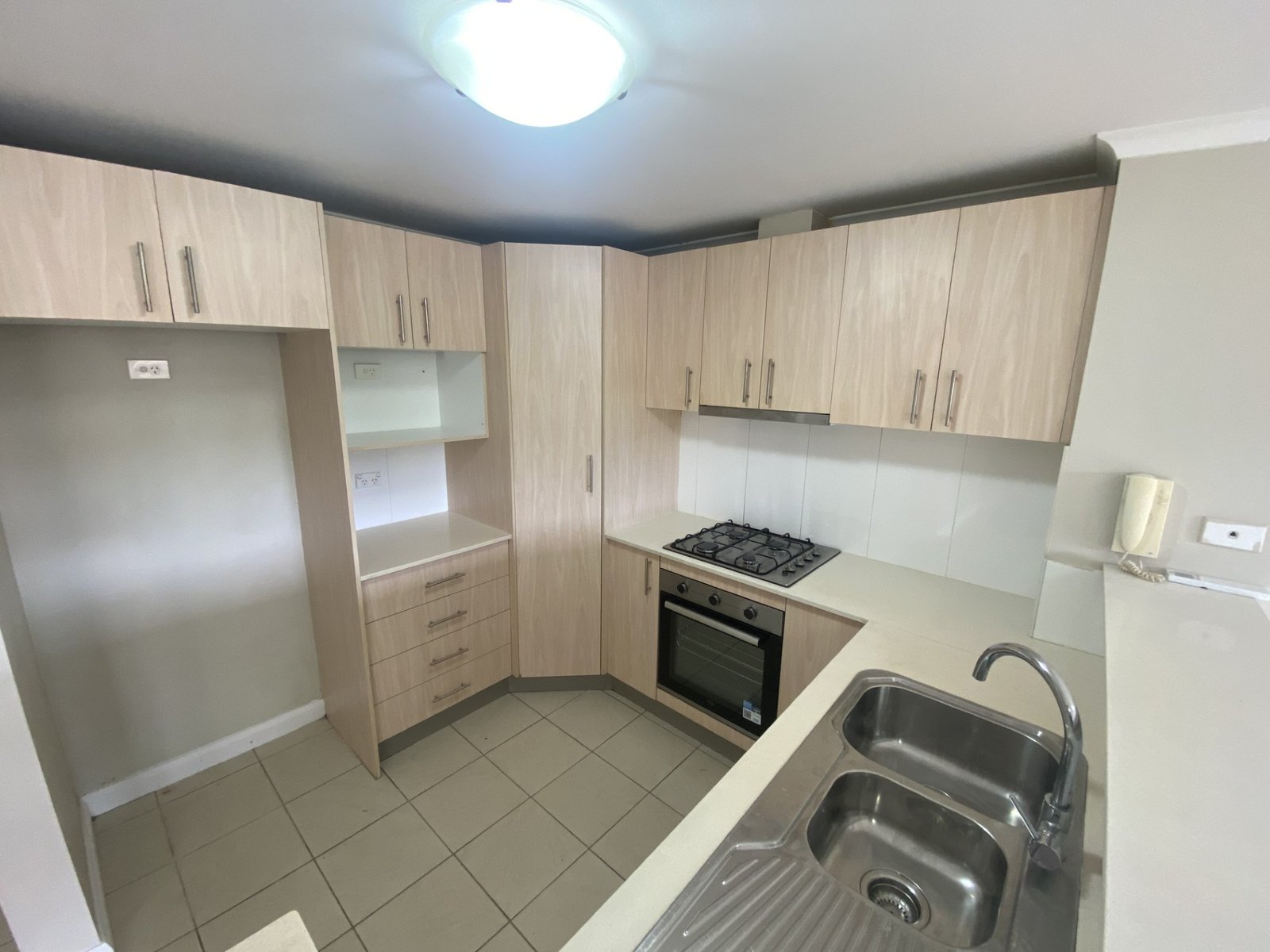 1/58 Bathurst Street LIVERPOOL 2