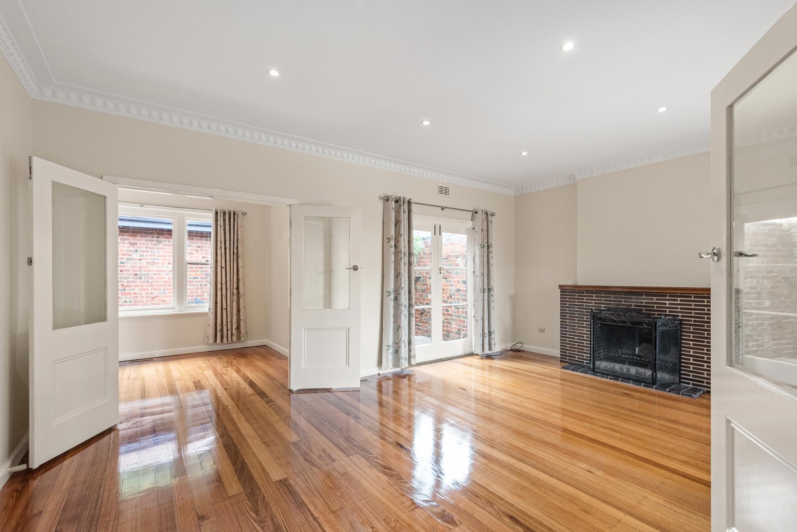 Gallery: 158 Bluff Road