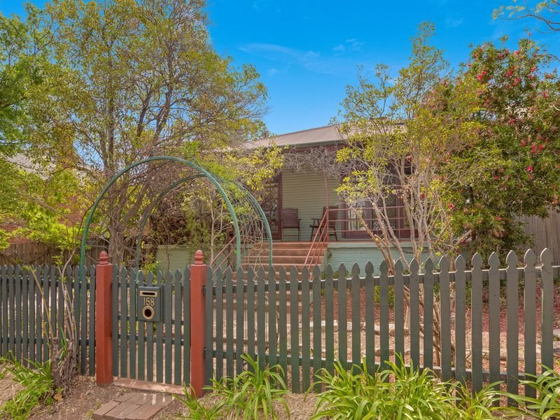 158 Brisbane Street TAMWORTH 9