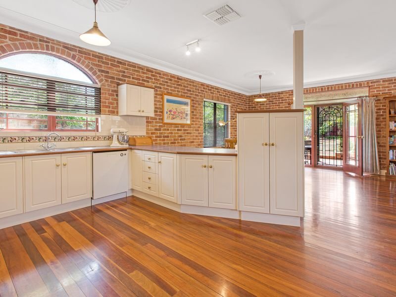 158 Brisbane Street TAMWORTH 12