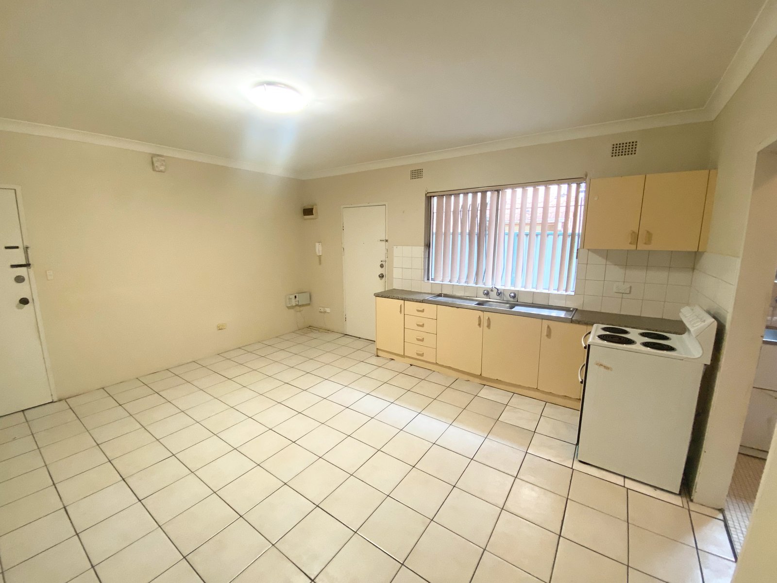 1/58 Castlereagh Street LIVERPOOL 3