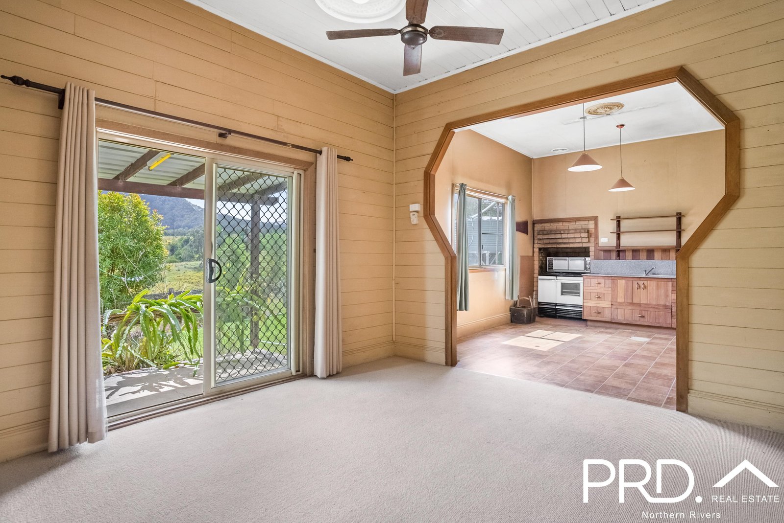 158 Crofton Road NIMBIN 9