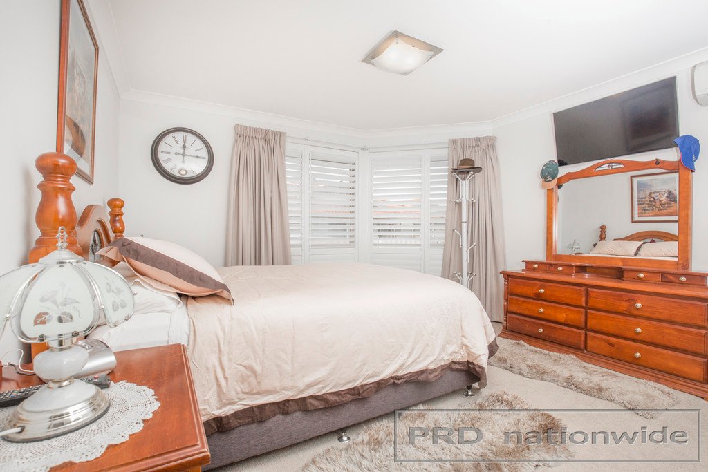 1/58 Lawson Street BERESFIELD 13