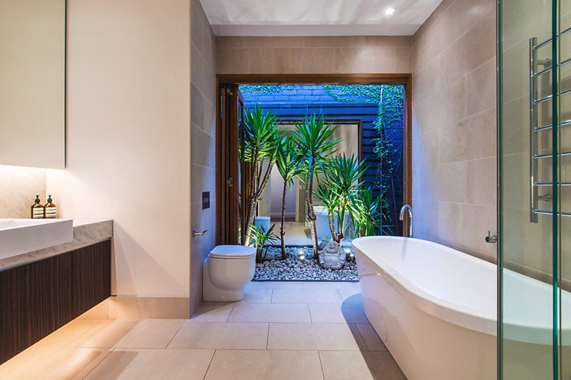 Gallery: 158 Stokes Street
