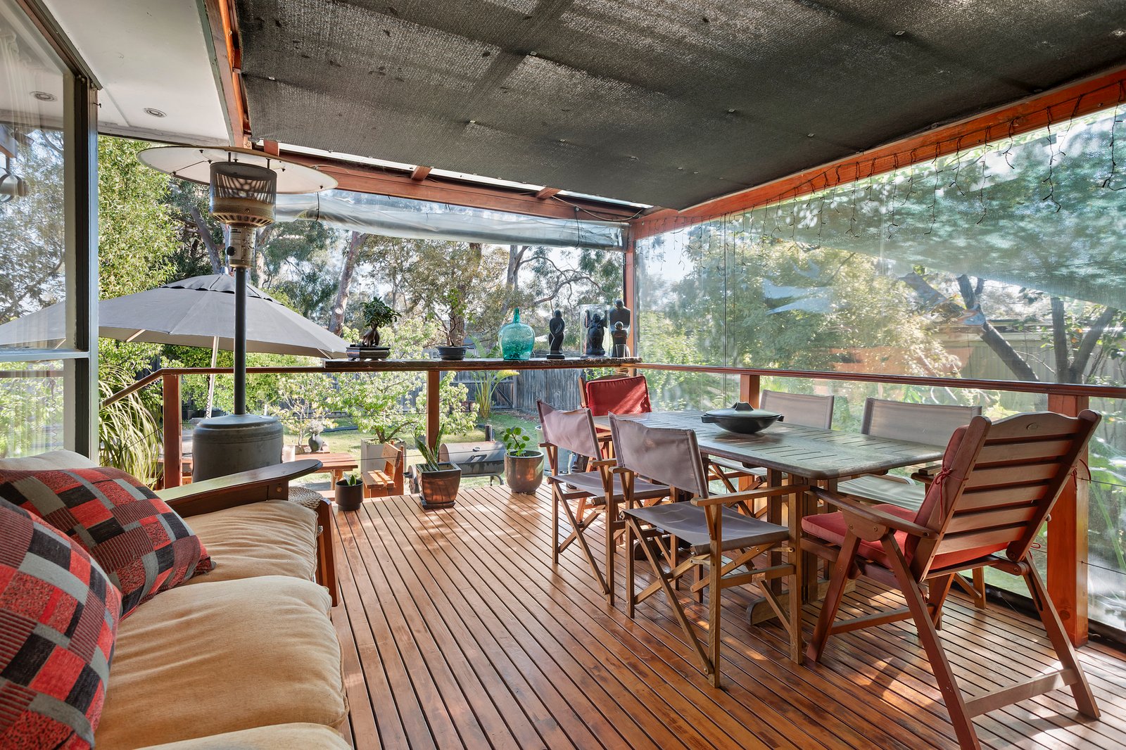 Real Estate and Property in 158 Wickham Road, Highett, VIC