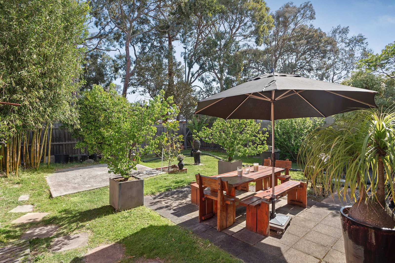 Real Estate and Property in 158 Wickham Road, Highett, VIC