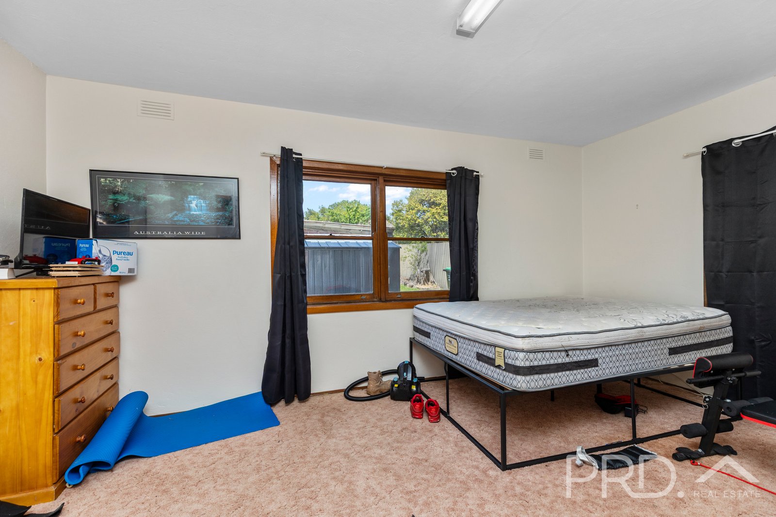 158 Wynyard Street TUMUT 16