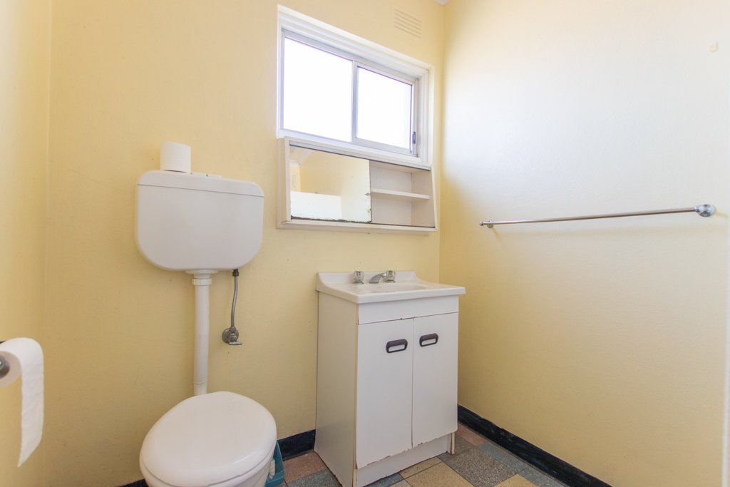 158 Wynyard Street TUMUT 4