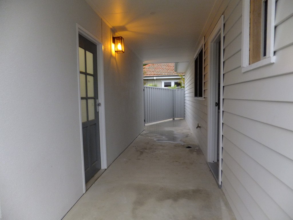 1/586 Schubach Street EAST ALBURY 9