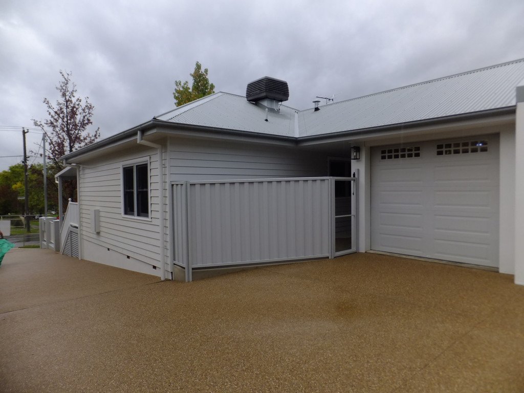 1/586 Schubach Street EAST ALBURY 10