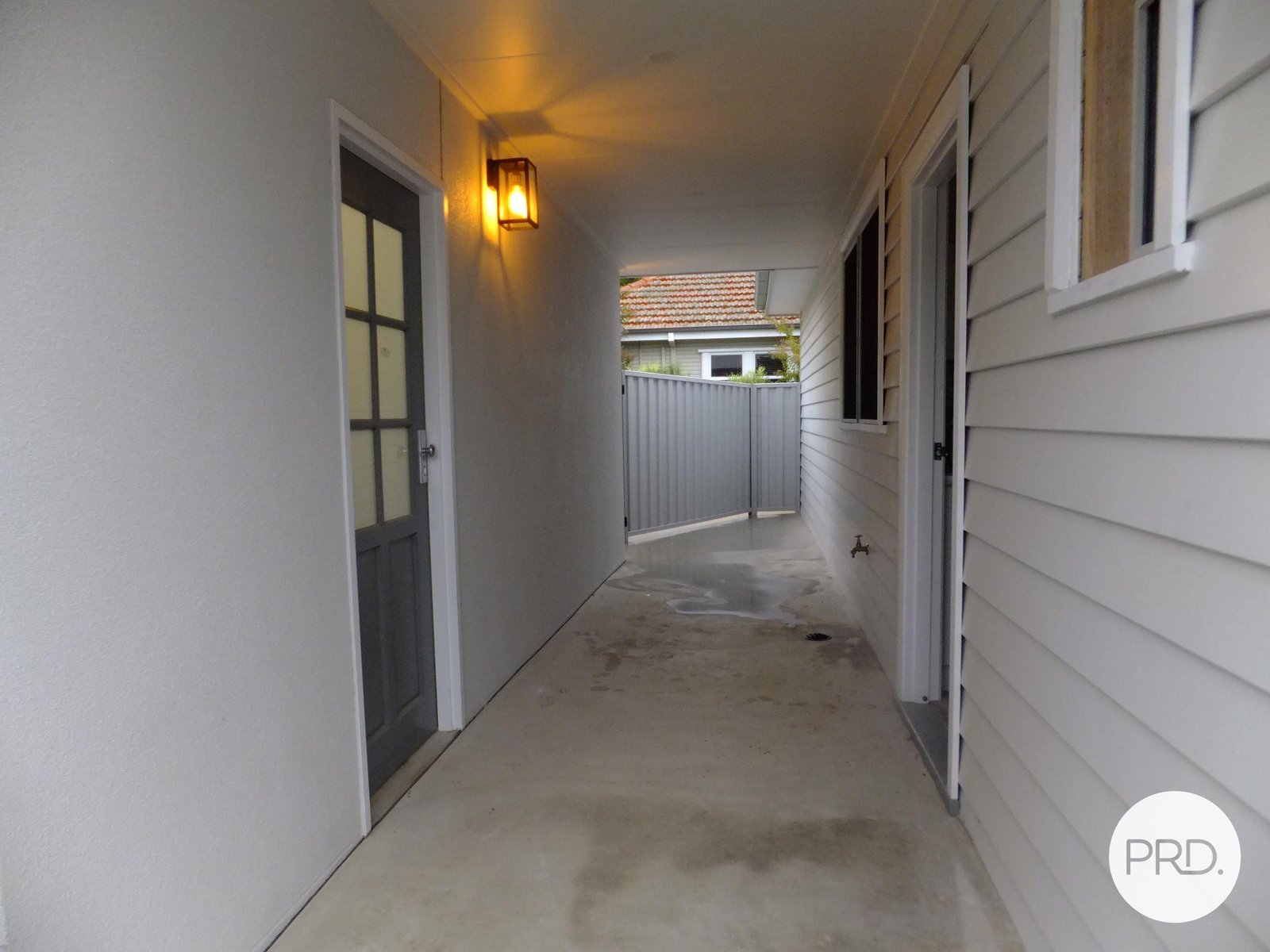 1/586 Schubach Street EAST ALBURY 9