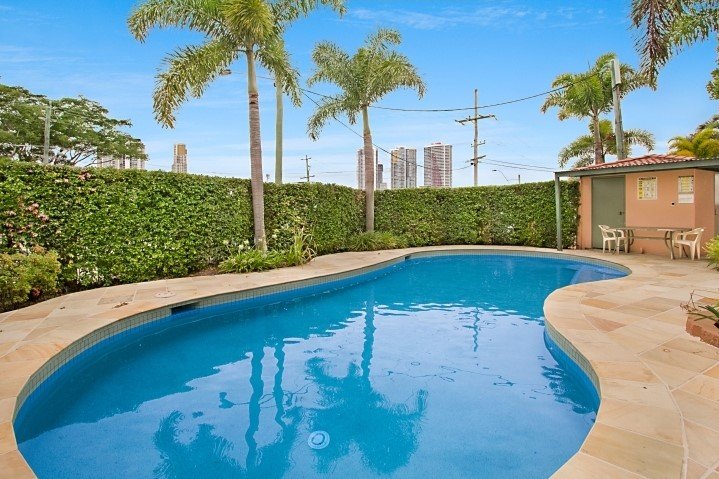 15/88 High Street SOUTHPORT 1